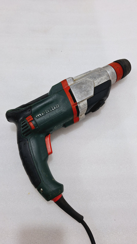 دریل بتن کن سه کیلویی ۸۵۰ وات متابو KHE2660 QUICK